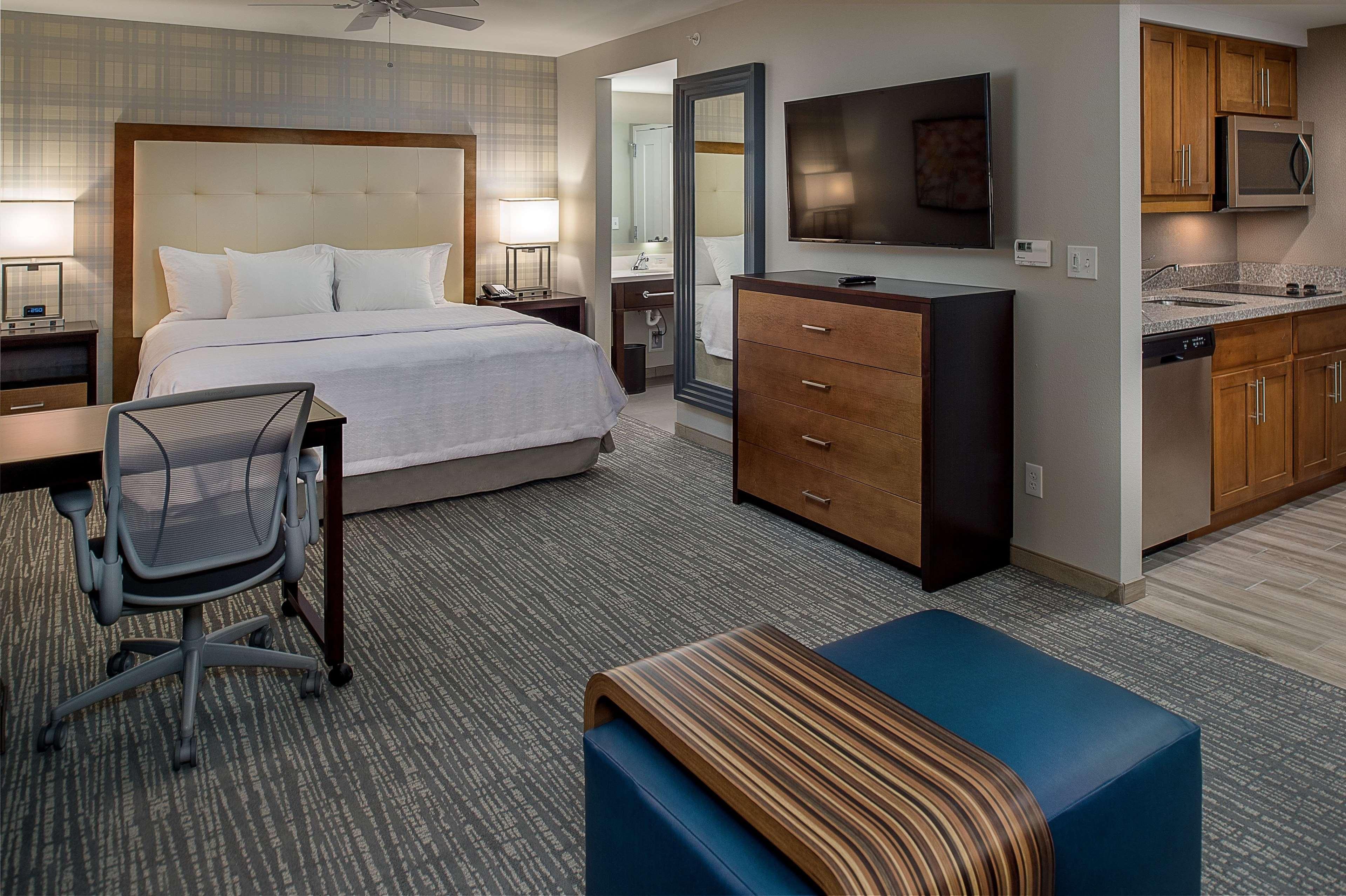 Homewood Suites By Hilton St. Louis Westport Мериленд Хайтс Екстериор снимка
