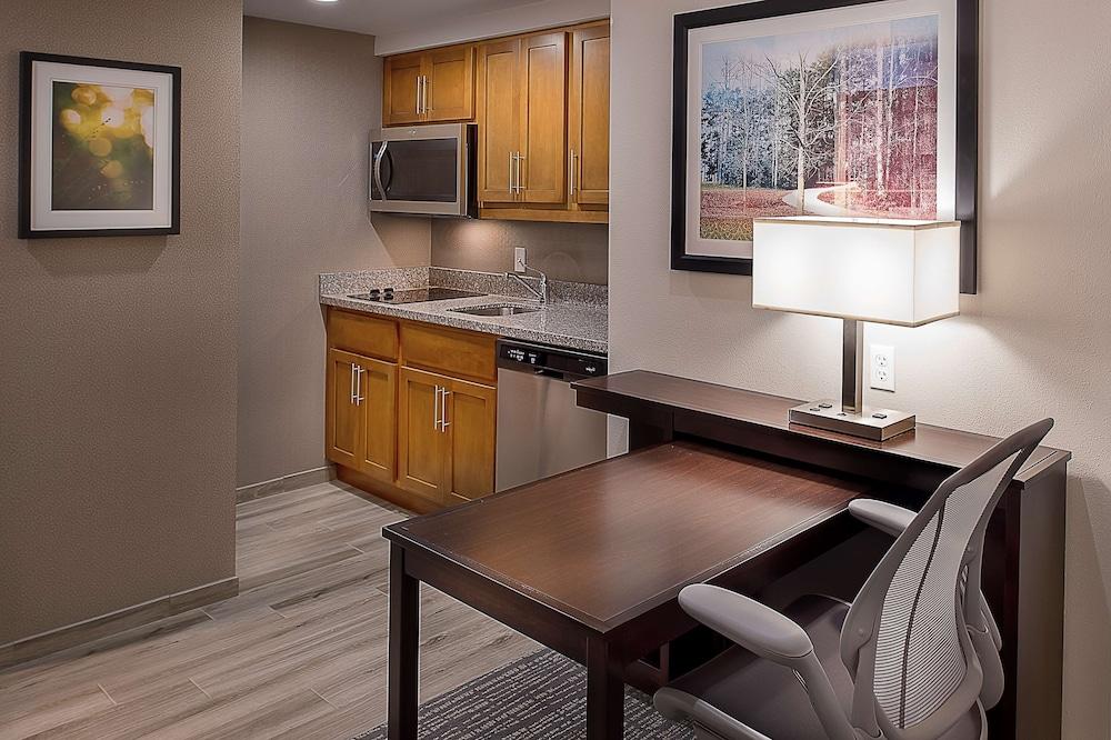 Homewood Suites By Hilton St. Louis Westport Мериленд Хайтс Екстериор снимка