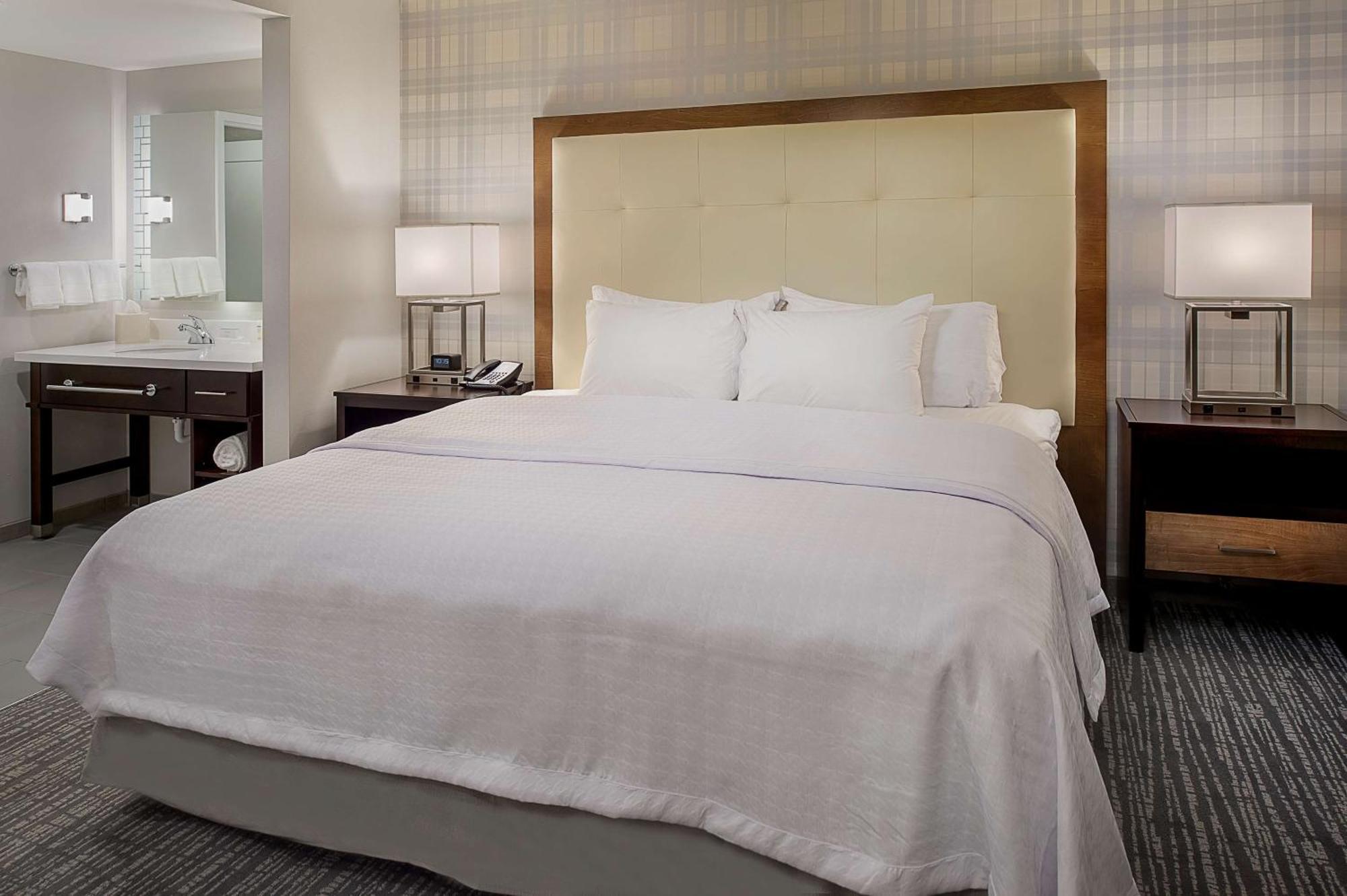 Homewood Suites By Hilton St. Louis Westport Мериленд Хайтс Екстериор снимка